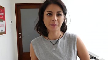Are Pizda Flocoasa Dar Merge De O Pula Doua