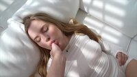 Tanara adora sa faca sex tare pana cand pula se baga la somn